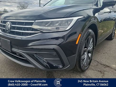 Certified 2022 Volkswagen Tiguan SE image 24