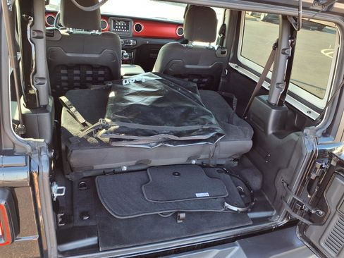 Used 2021 Jeep Wrangler Rubicon image 22