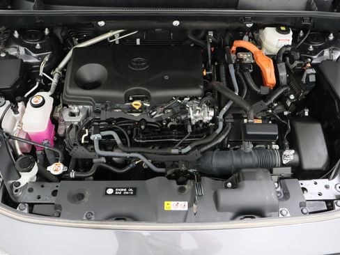 Used 2024 Toyota RAV4 LE image 34