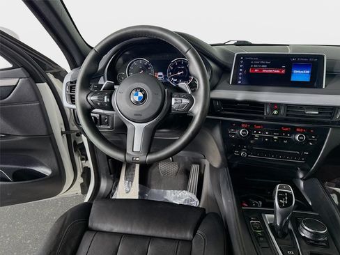 Used 2019 BMW X6 sDrive35i w/ M Sport Package RWD image 25