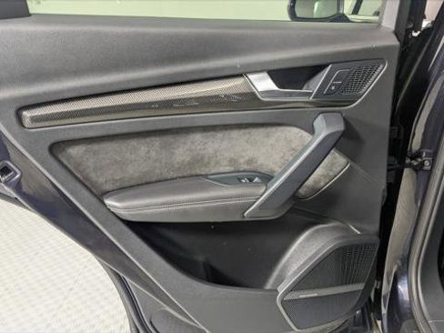 Used 2018 Audi SQ5 Premium Plus w/ Navigation Package image 14