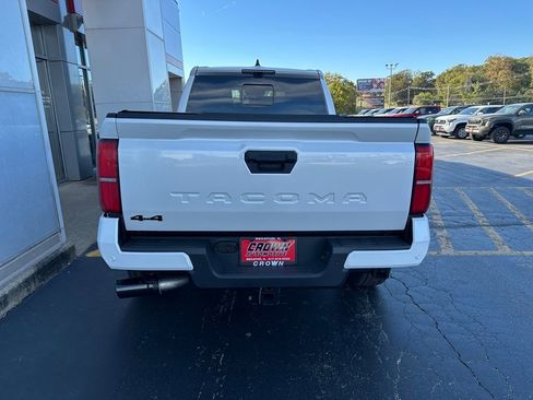 New 2025 Toyota Tacoma TRD Sport image 8