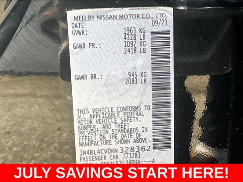 Used 2024 Nissan Altima 2.5 SR FWD image 25