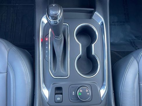 Used 2019 Chevrolet Traverse LT w/ LT Premium Package image 17