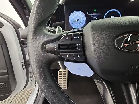 Used 2022 Hyundai Elantra N image 25