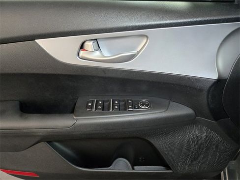 Used 2023 Kia Forte LXS w/ LXS Technology Package image 15