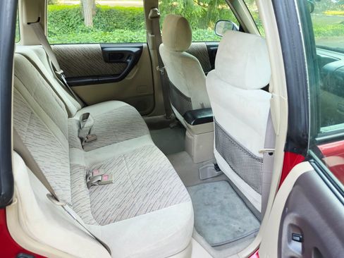Used 2000 Subaru Forester S AWD/4WD image 12