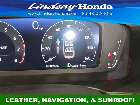 Used 2024 Honda Civic Touring image 13