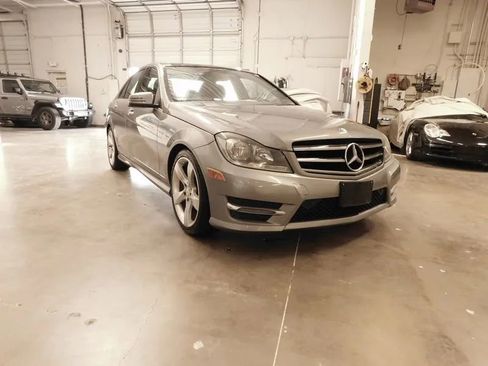 Used 2014 Mercedes-Benz C 250 Sedan w/ Multimedia Package image 3