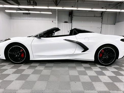 Used 2022 Chevrolet Corvette Stingray Preferred Conv w/ 2LT RWD image 15