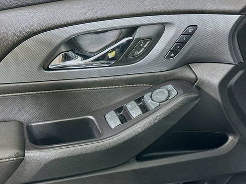 Certified 2020 Chevrolet Traverse Premier AWD/4WD image 23