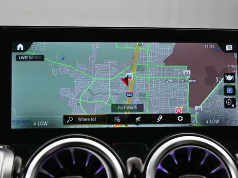 Used 2023 Mercedes-Benz GLB 250 image 20