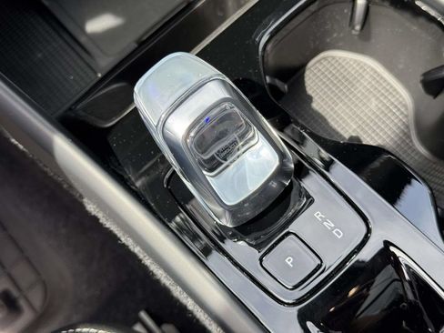 Used 2026 Volvo XC40 B5 Plus w/ Protection Package Premier AWD/4WD image 31