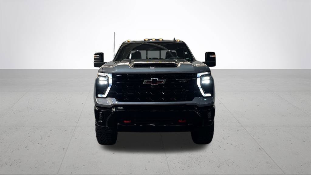 Certified 2024 Chevrolet Silverado 2500 ZR2 w/ Technology Package AWD/4WD image 4