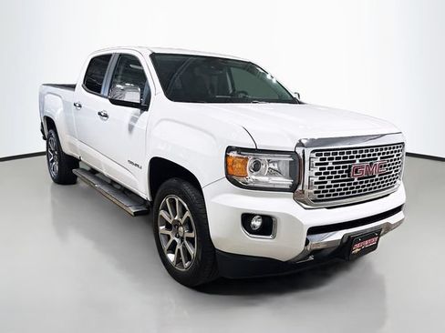 Used 2018 GMC Canyon Denali AWD/4WD image 3