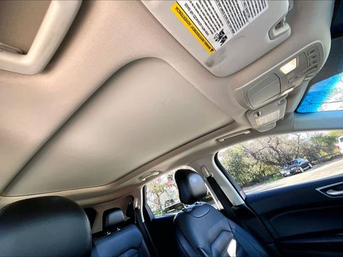 Used 2018 Ford Edge SEL w/ Equipment Group 201A image 14