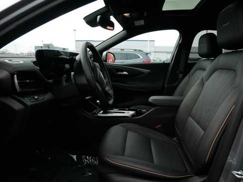 Used 2025 Buick Envista Avenir image 31