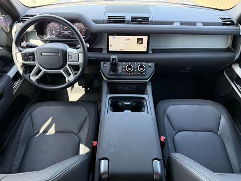 Used 2023 Land Rover Defender 110 X-Dynamic SE image 18