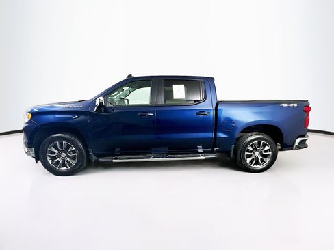 Used 2023 Chevrolet Silverado 1500 LT AWD/4WD image 4