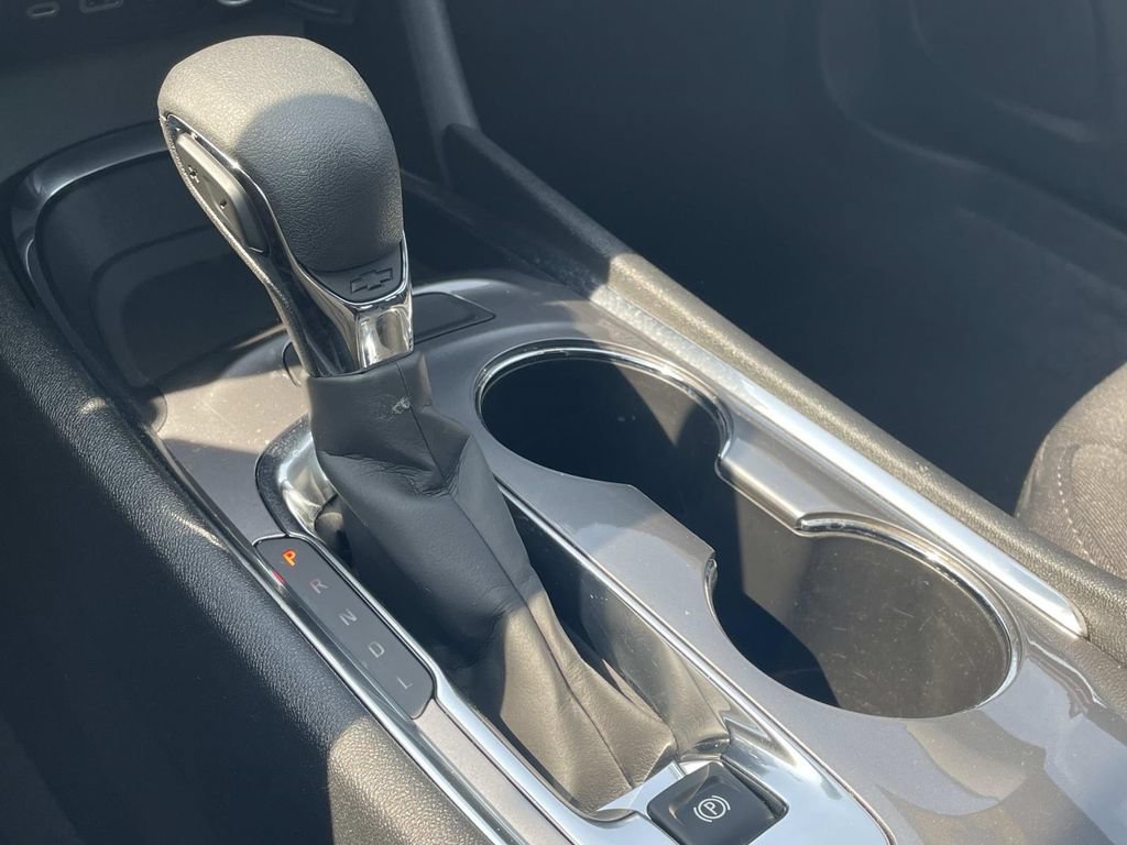 Used 2023 Chevrolet Malibu LT FWD image 25