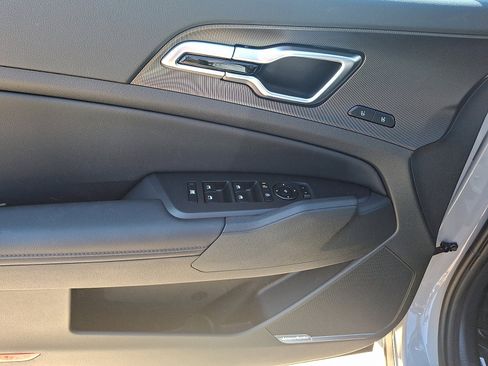 New 2026 Kia Sportage SX Prestige image 8