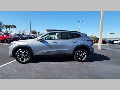 New 2026 Chevrolet Trax LT w/ Driver Confidence Package image 19