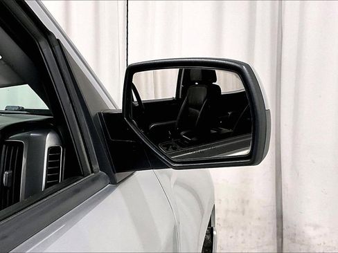 Used 2018 Chevrolet Silverado 1500 LT w/ Texas Edition image 11