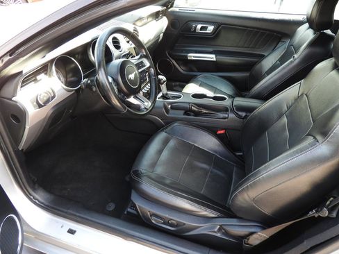 Used 2020 Ford Mustang Premium image 14