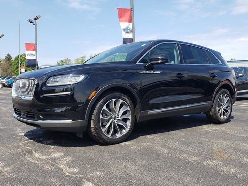 Used 2021 Lincoln Nautilus Reserve w/ Equipment Group 201A AWD/4WD image 8