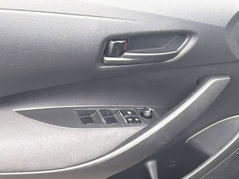 Used 2022 Toyota Corolla LE image 22