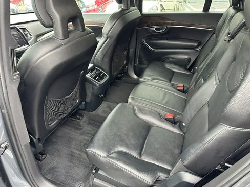 Used 2016 Volvo XC90 T6 Momentum w/ Momentum Plus Package AWD/4WD image 20