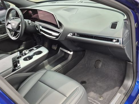 Certified 2024 Cadillac Lyriq Tech RWD image 28