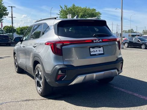 Certified 2024 Kia Seltos EX AWD/4WD image 11