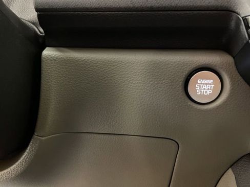 New 2026 Kia Carnival SX image 22