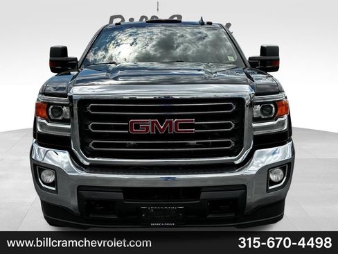 Used 2018 GMC Sierra 2500 SLE w/ HD SLE Preferred Plus Package AWD/4WD image 38
