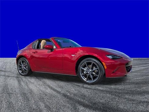 Used 2019 MAZDA MX-5 Miata RF Grand Touring image 2