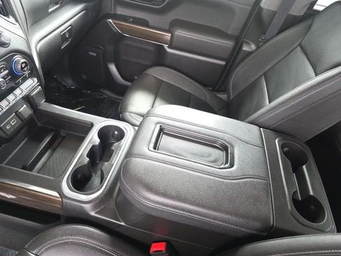 Used 2022 Chevrolet Silverado 1500 LT Trail Boss w/ Convenience Package II image 31