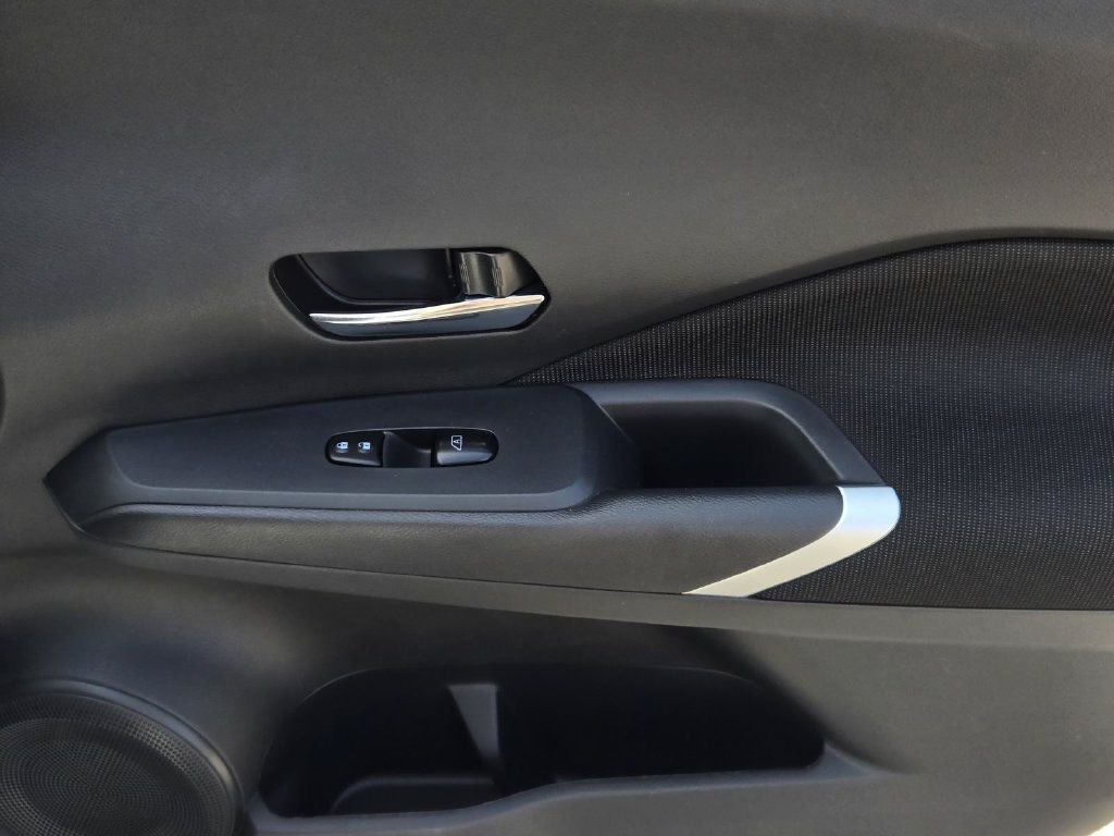 Certified 2024 Nissan Kicks SV FWD image 8