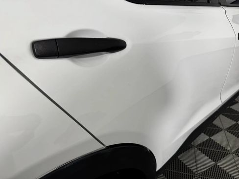 Used 2021 Nissan Kicks S FWD image 28