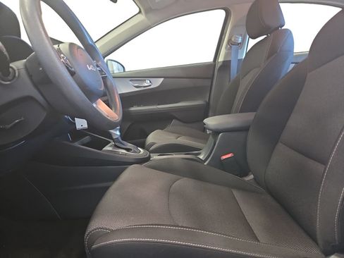 Used 2023 Kia Forte LXS w/ LXS Technology Package FWD image 19
