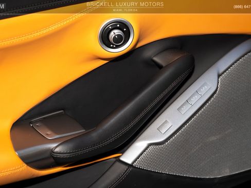 Used 2019 Ferrari Portofino image 65