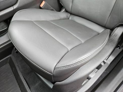 Certified 2025 Cadillac XT6 Premium Luxury w/ LPO, Floor Liner Package FWD image 8
