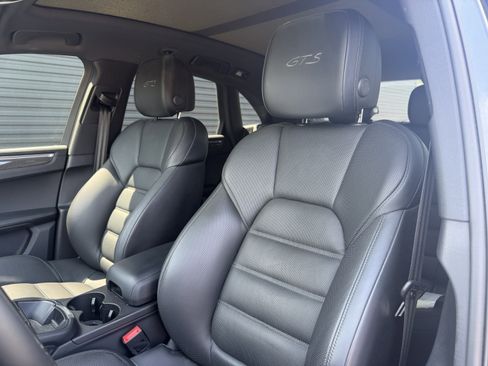 Certified 2023 Porsche Macan GTS AWD/4WD image 5