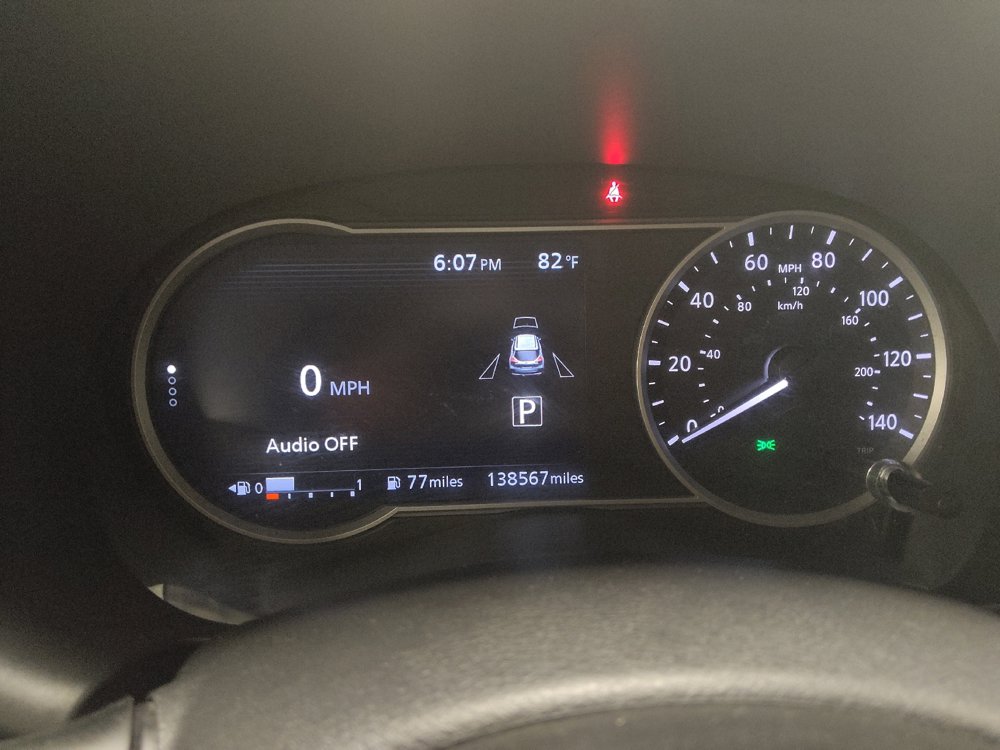 Used 2018 Nissan Kicks SV w/ Exterior Package FWD image 23