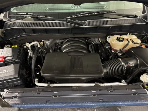 Used 2019 Chevrolet Silverado 1500 RST image 10