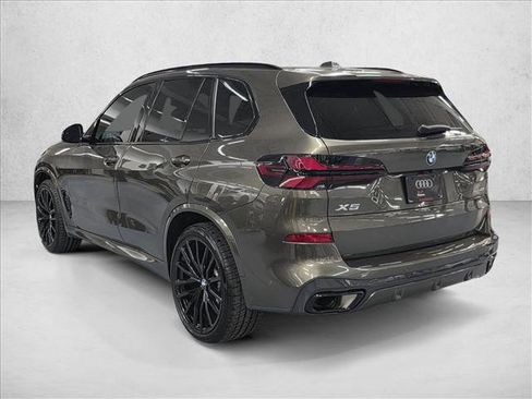 Used 2024 BMW X5 xDrive40i w/ Executive Package image 7
