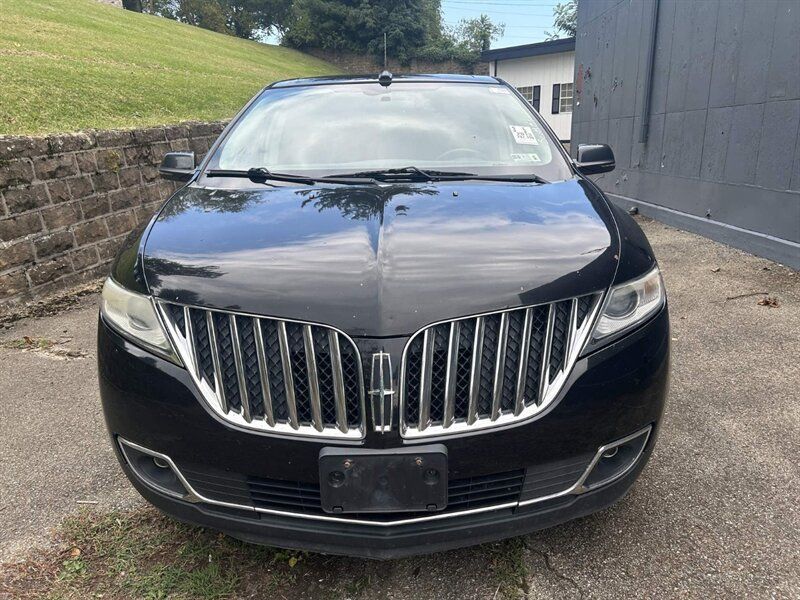 Used 2013 Lincoln MKX AWD image 5