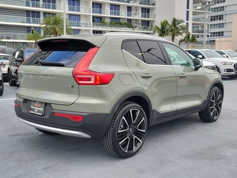 Used 2024 Volvo XC40 B5 Ultimate w/ Protection Package Premier AWD/4WD image 6