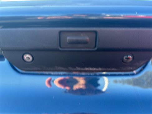 Used 2019 Chevrolet Silverado 1500 LTZ w/ LTZ Plus Package image 11