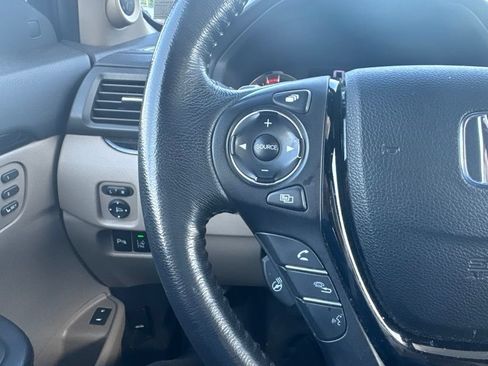 Used 2016 Honda Pilot Elite image 23